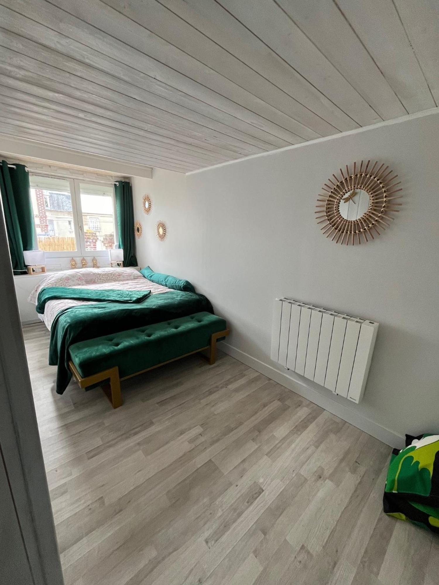 Lalyne- Maison De Charme Et Son Studio Trouville Sur Mer Eksteriør billede
